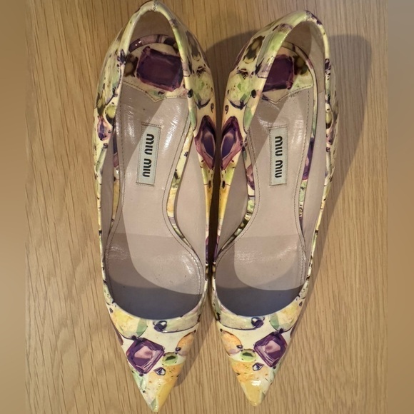 MIU MIU Patent Leather Jewel Printed Pointed Toe Heels Size 39 VGUC - Picture 7 of 11